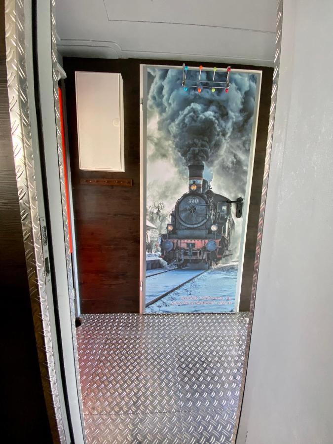 Willa Gleis 1, Eisenbahn Waggon Mit Whirlpool Und Ofen Dahlem  Zewnętrze zdjęcie