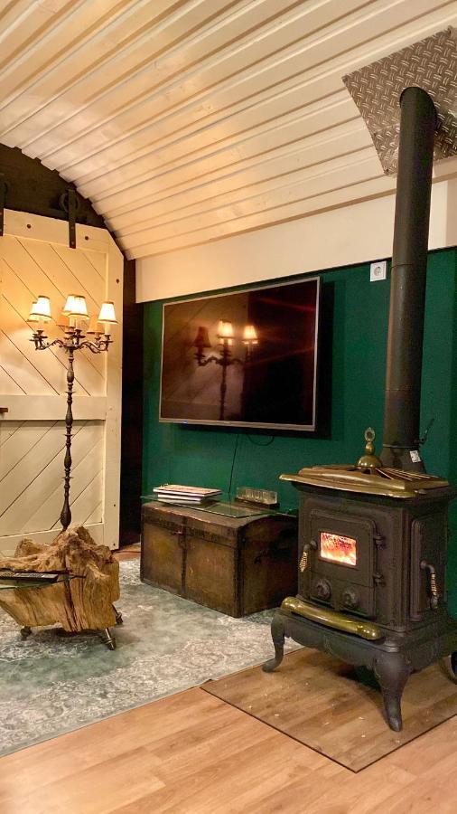 Willa Gleis 1, Eisenbahn Waggon Mit Whirlpool Und Ofen Dahlem  Zewnętrze zdjęcie